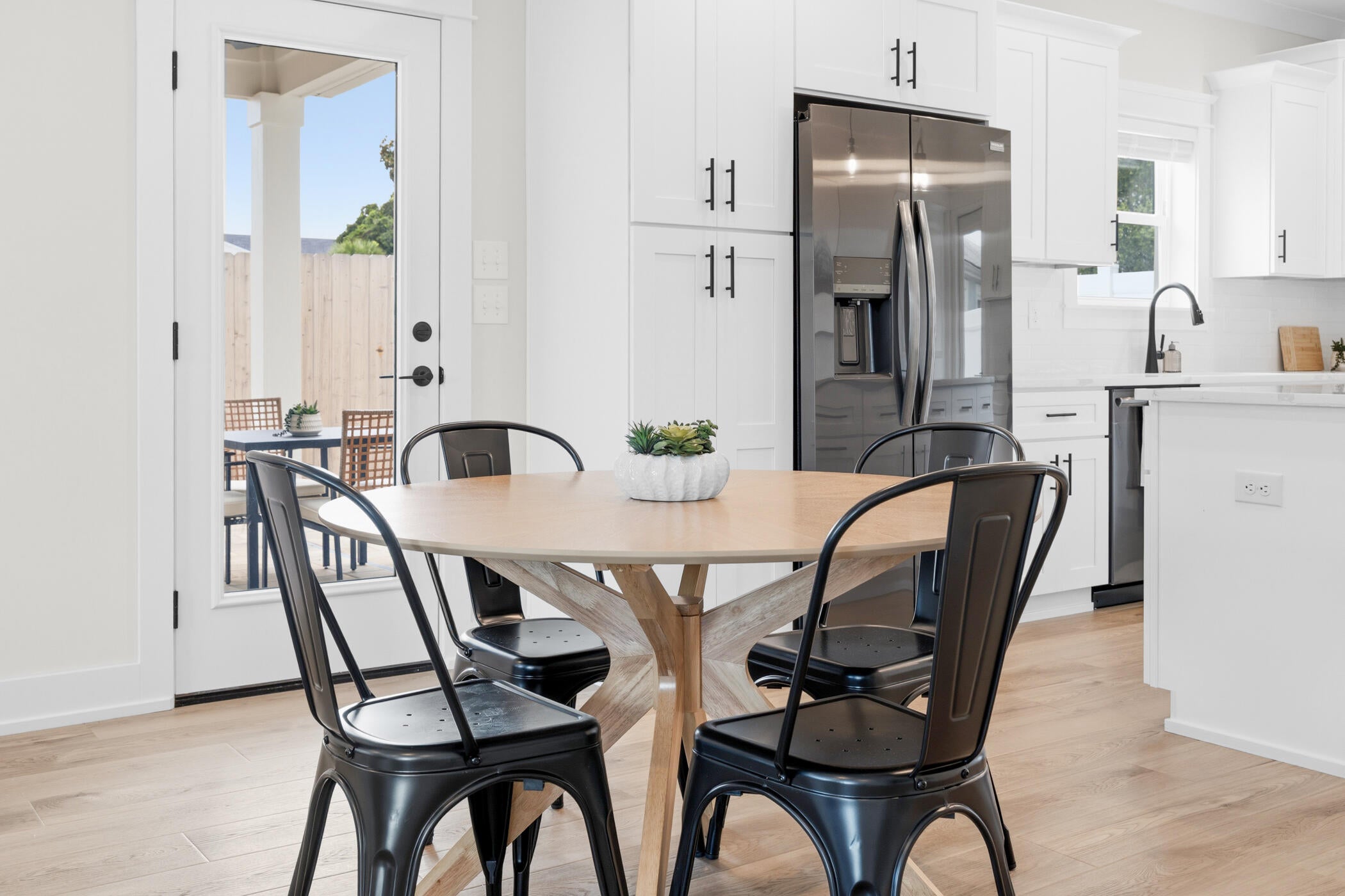 LAGUNA BEACH ESTATES 7TH ADDN - Residential