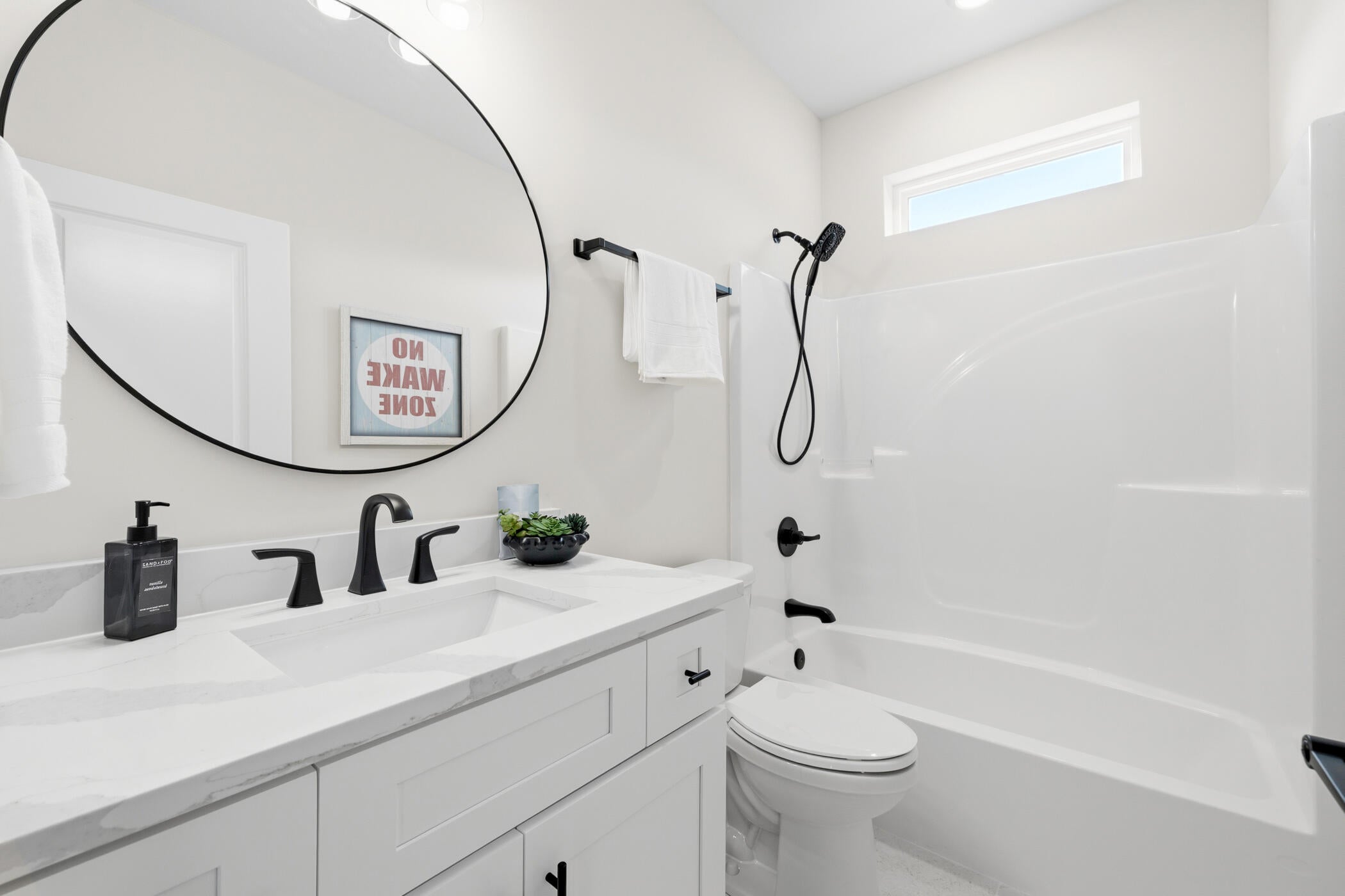 LAGUNA BEACH ESTATES 7TH ADDN - Residential