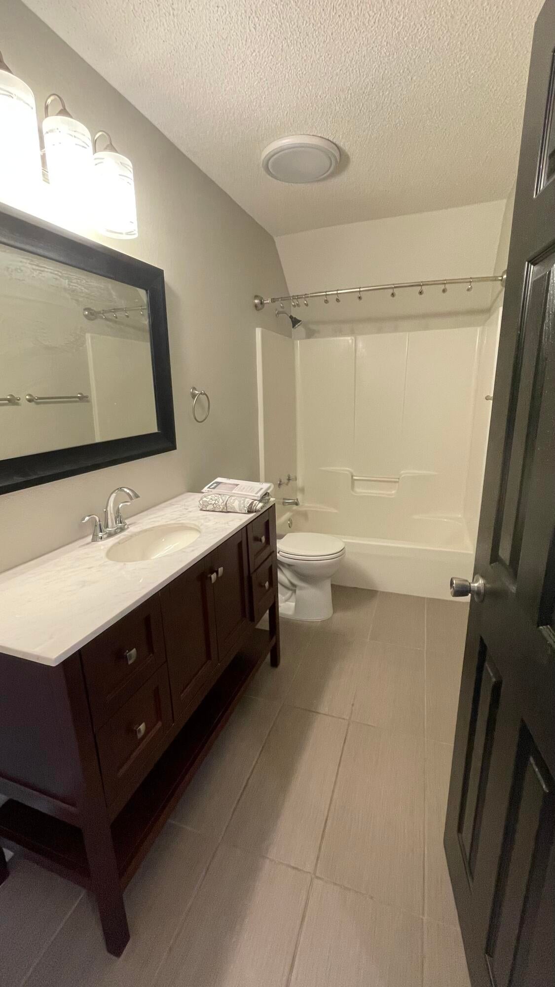 SANDY RIDGE ESTATES - Residential Lease