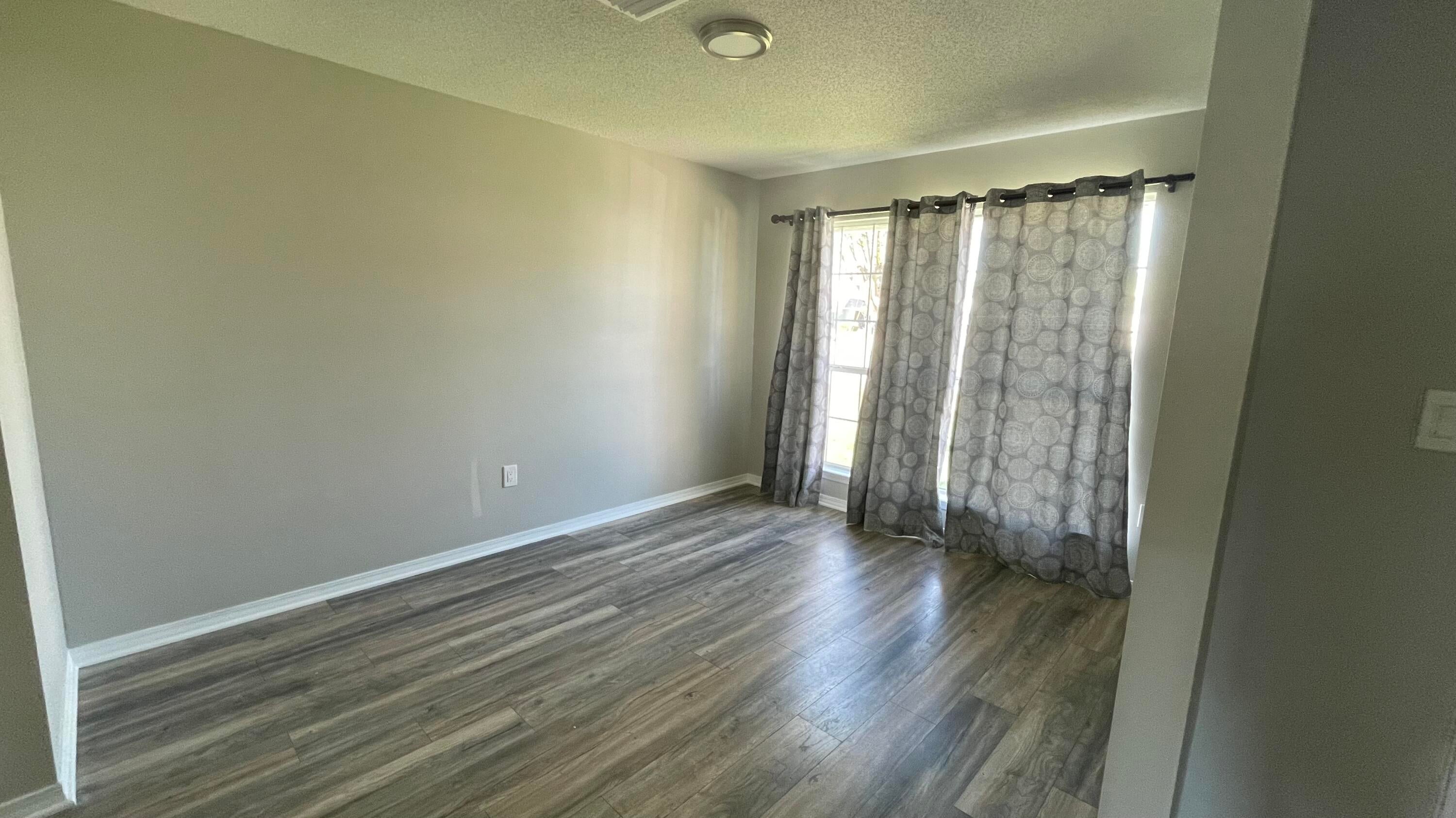 SANDY RIDGE ESTATES - Residential Lease