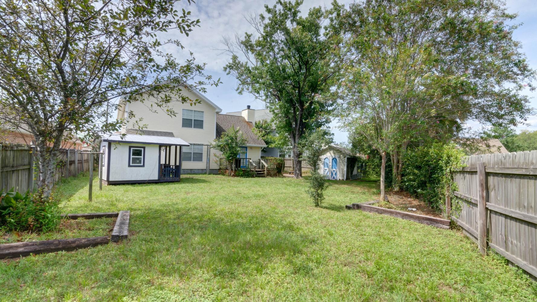 SANDY RIDGE ESTATES - Residential