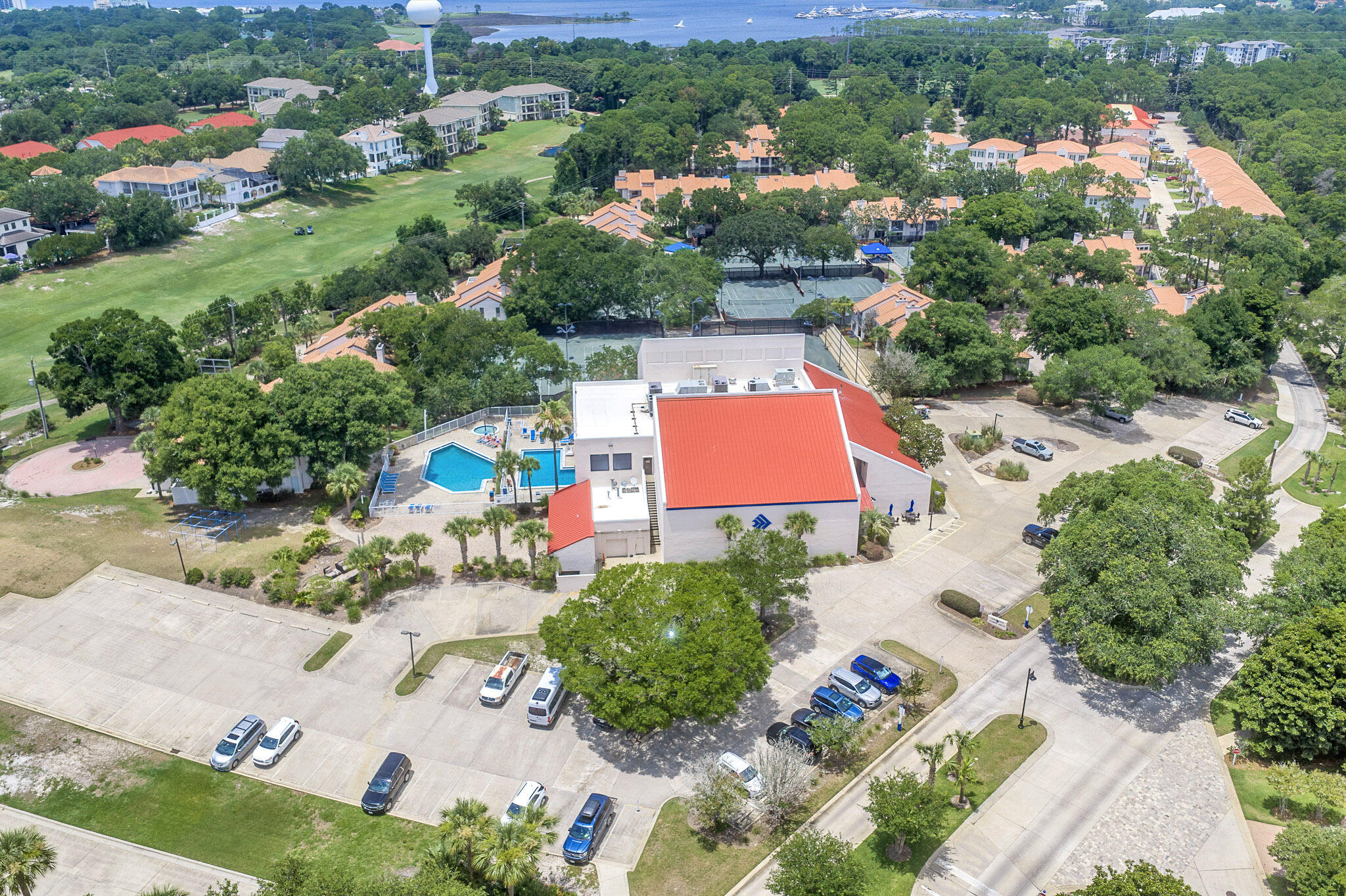 SUMMIT AT TOPS'L (THE) - Residential
