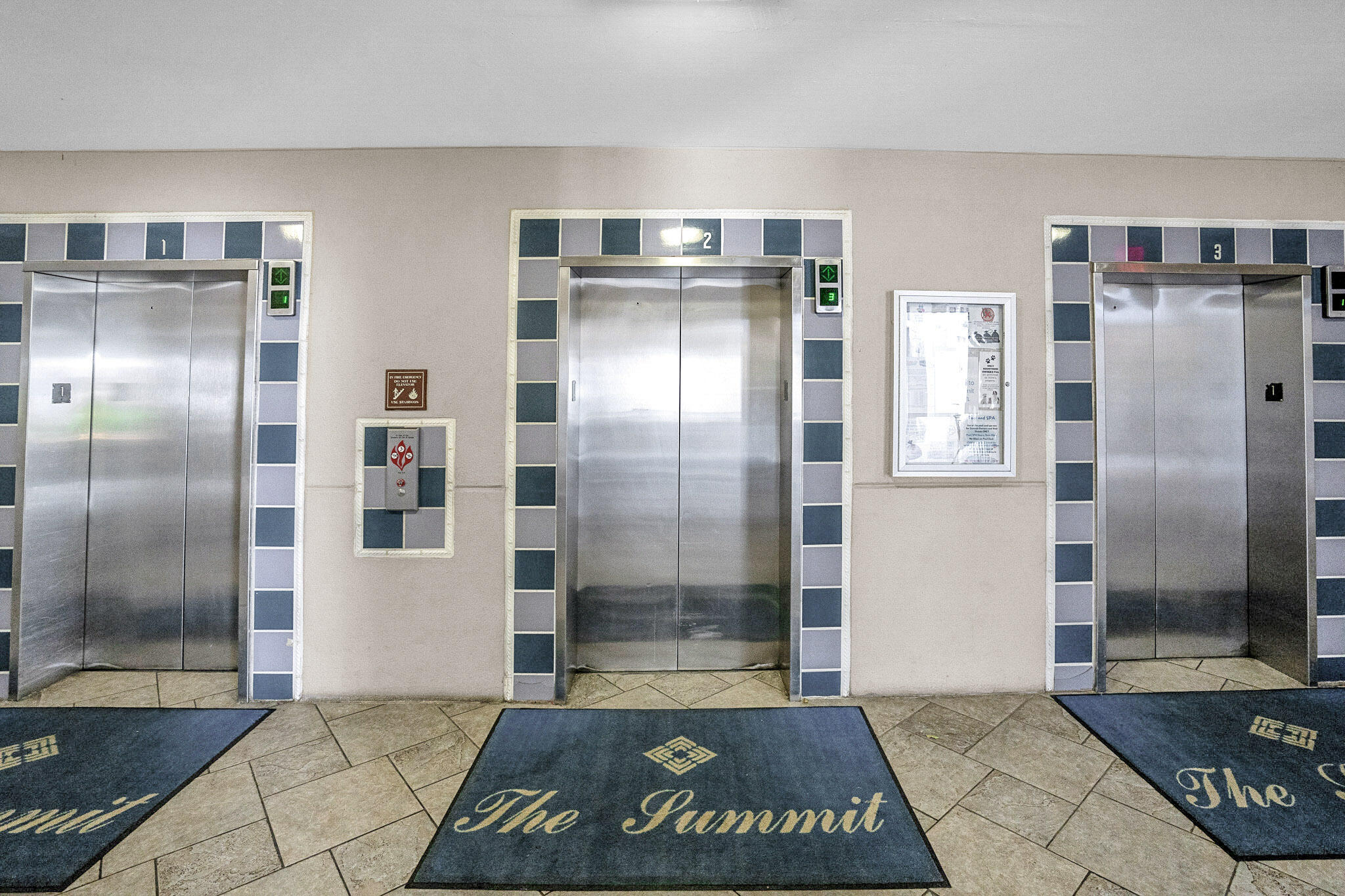 SUMMIT AT TOPS'L (THE) - Residential