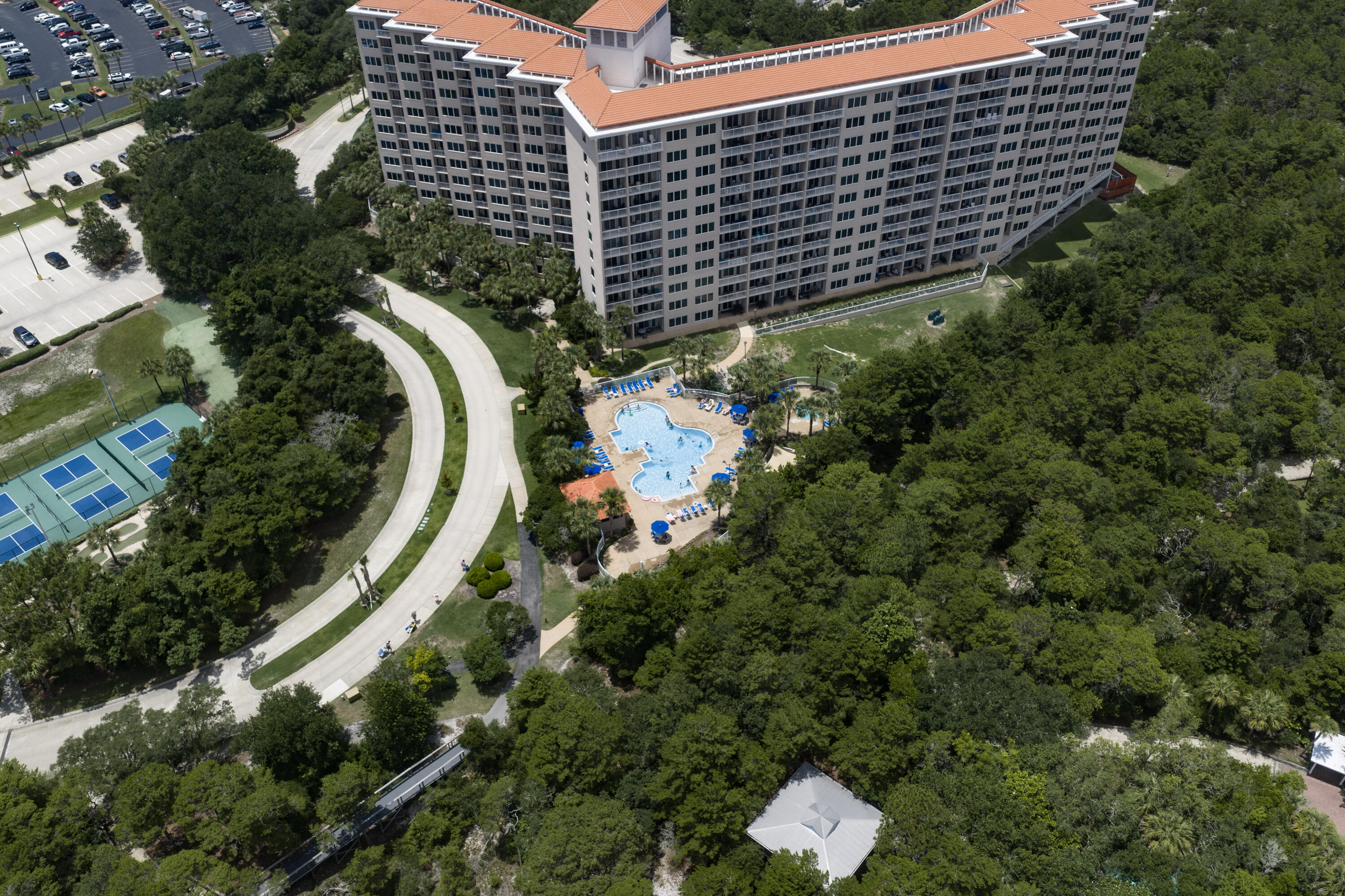 SUMMIT AT TOPS'L (THE) - Residential