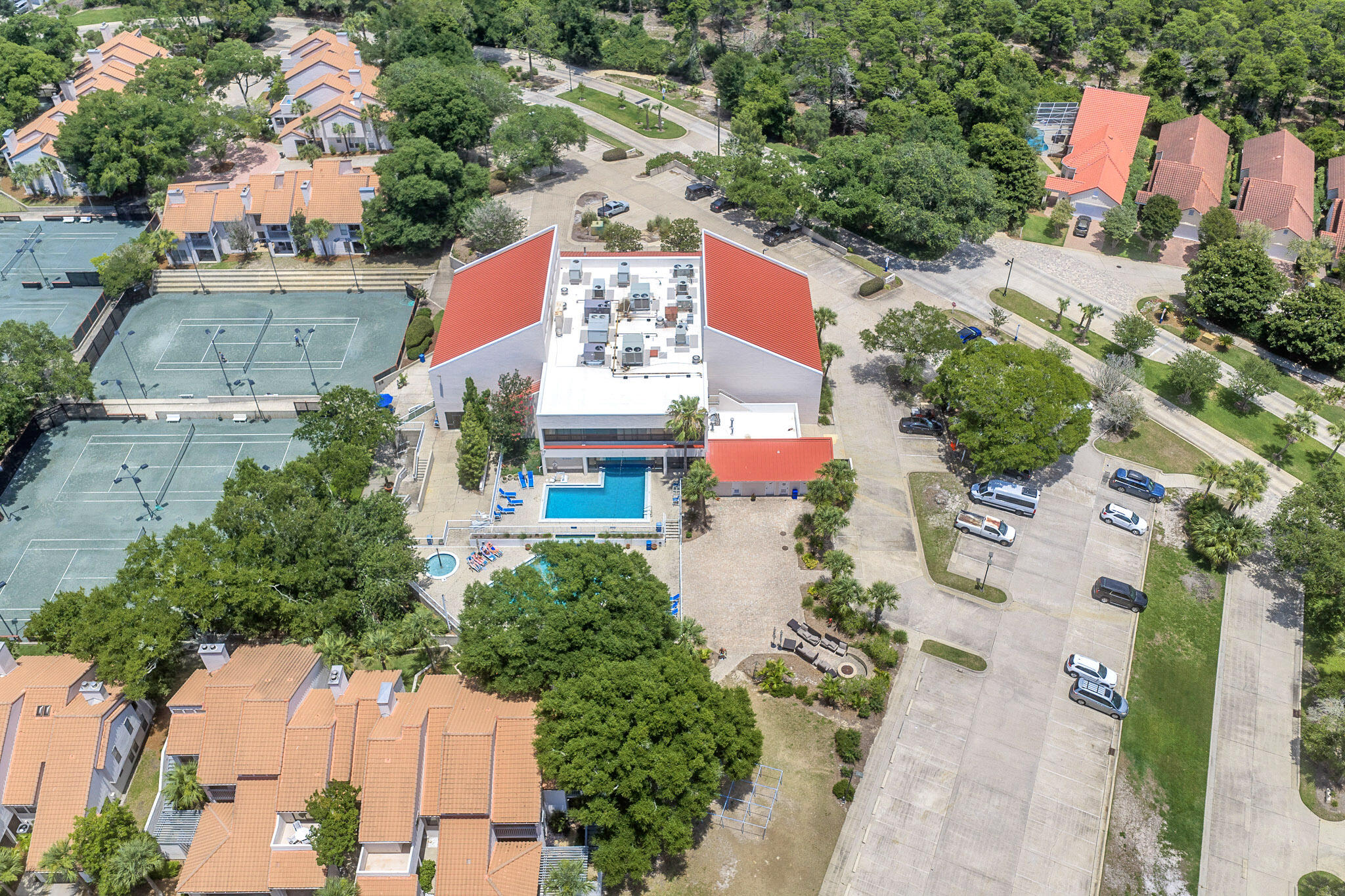 SUMMIT AT TOPS'L (THE) - Residential