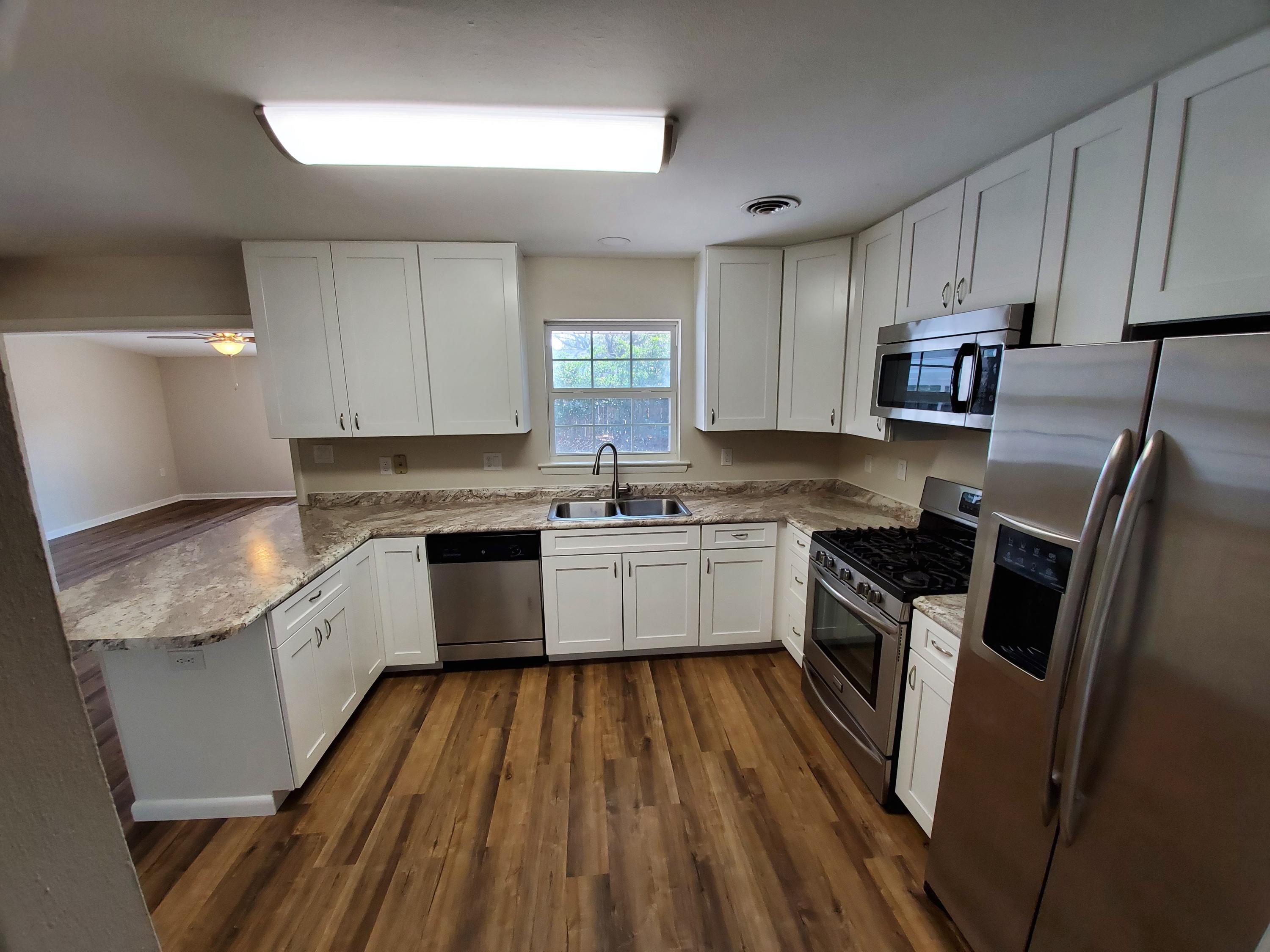 VESTA HEIGHTS 3RD ADDN - Residential Lease