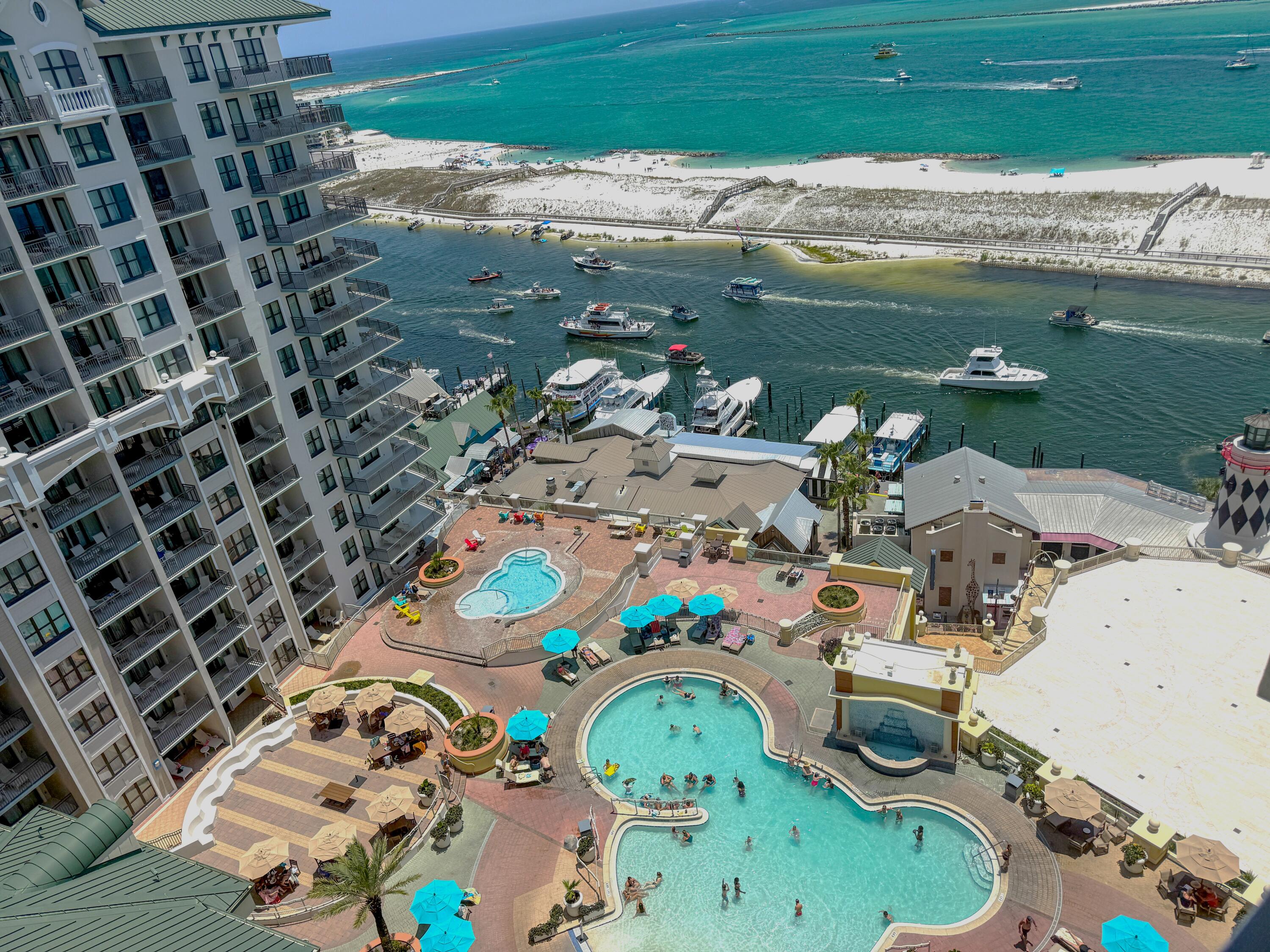 EMERALD GRANDE - Residential