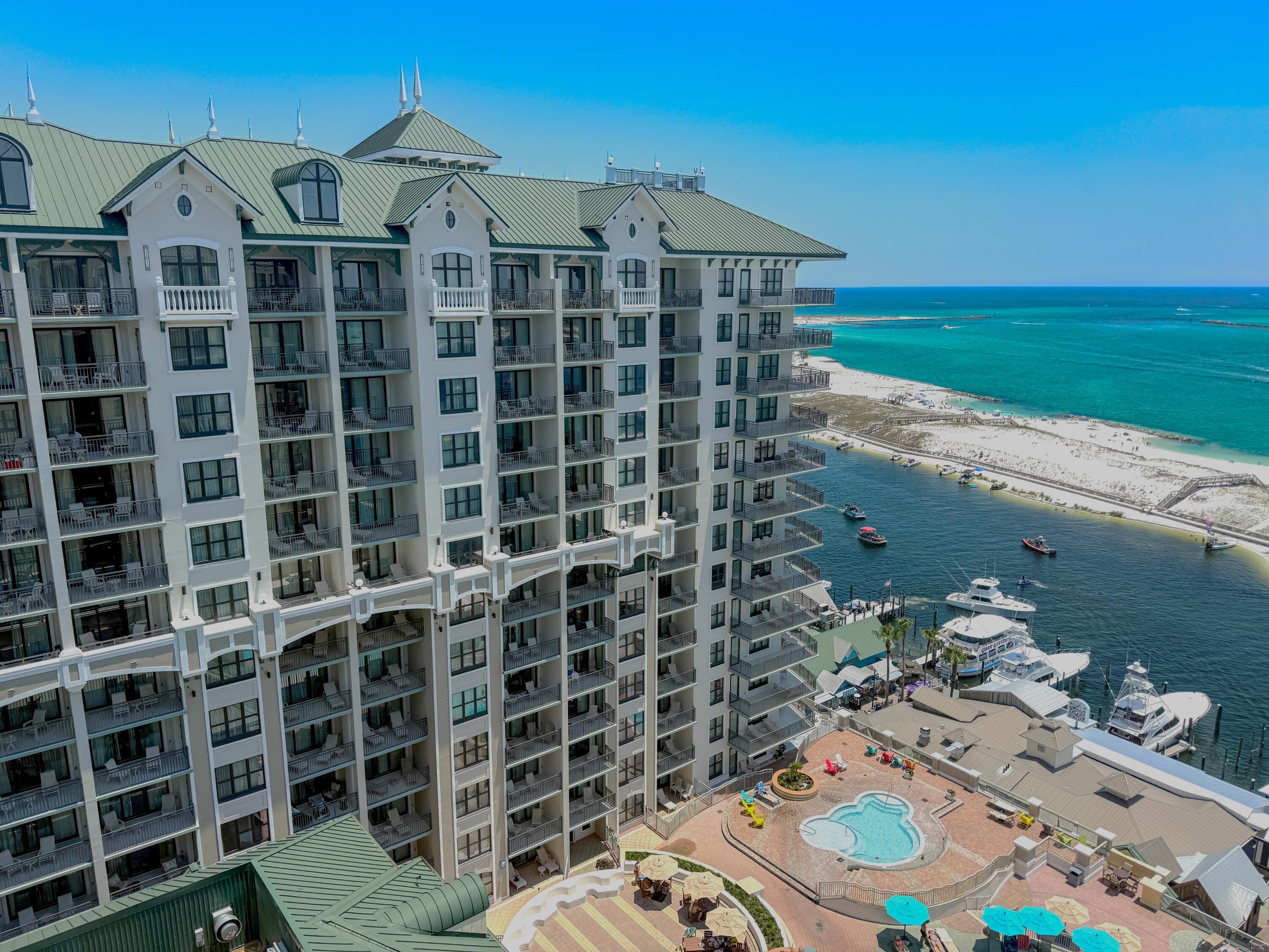 EMERALD GRANDE - Residential