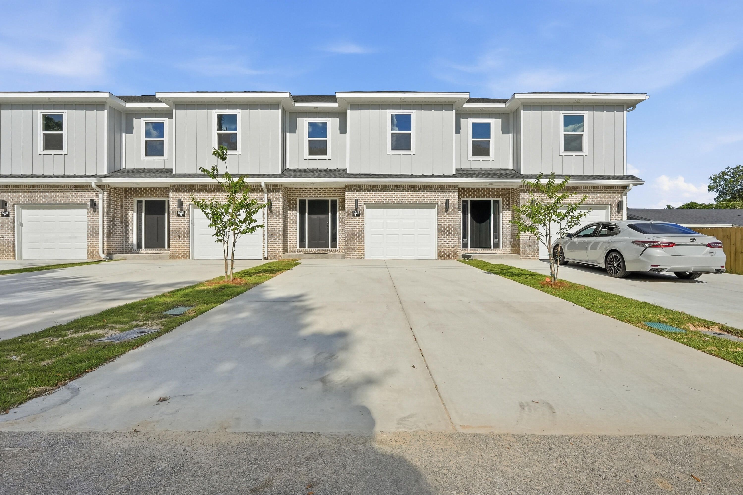 Ferguson Townhomes - Residential