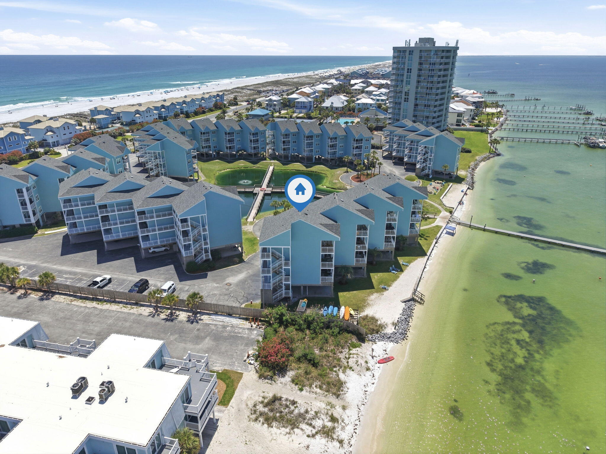 BAYWATCH CONDO - Residential