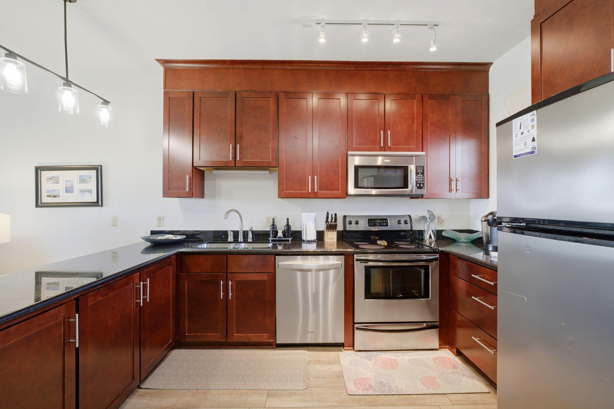 BAYWATCH CONDO - Residential
