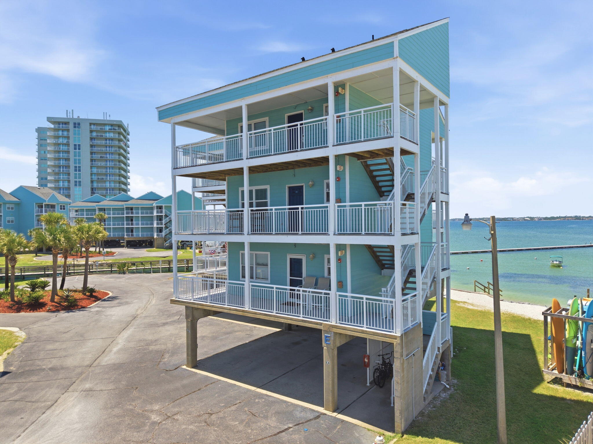 BAYWATCH CONDO - Residential