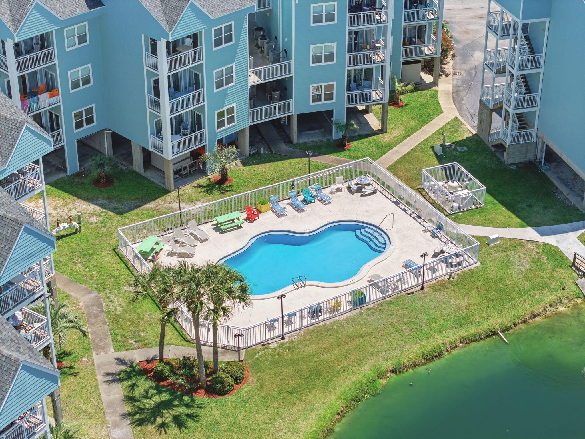BAYWATCH CONDO - Residential