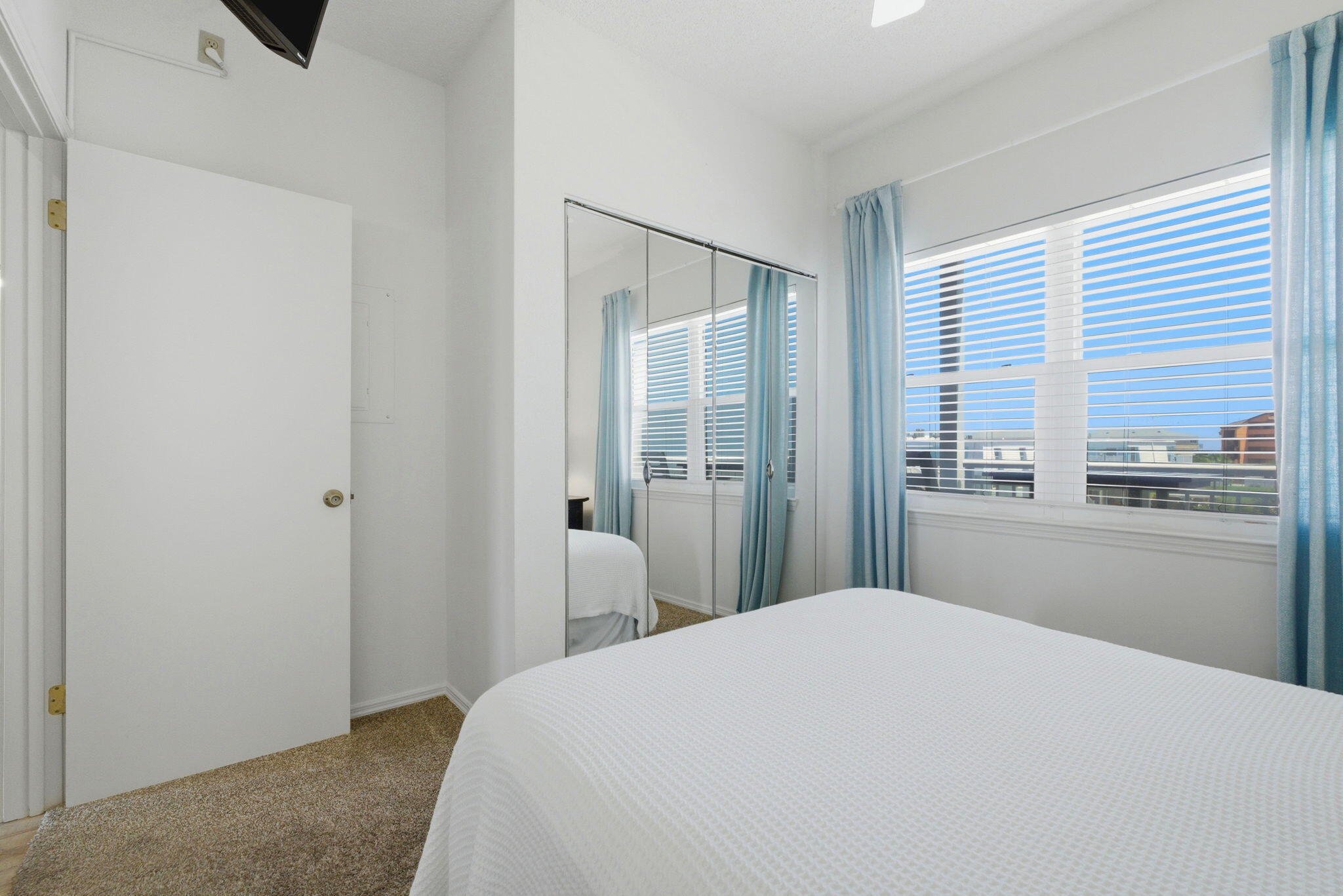 BAYWATCH CONDO - Residential