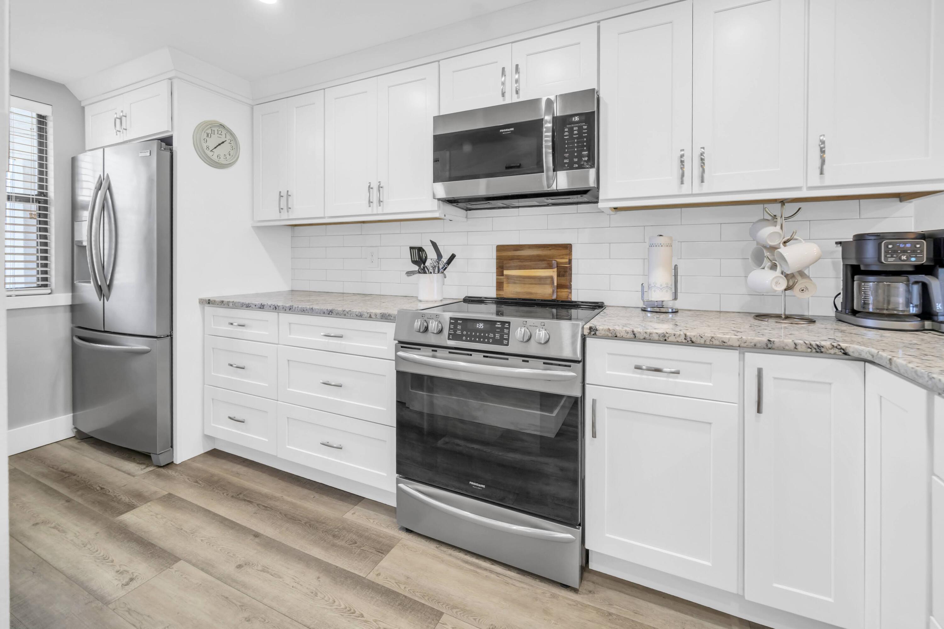 EDGEWATER GOLF VILLAS 3A CONDO - Residential