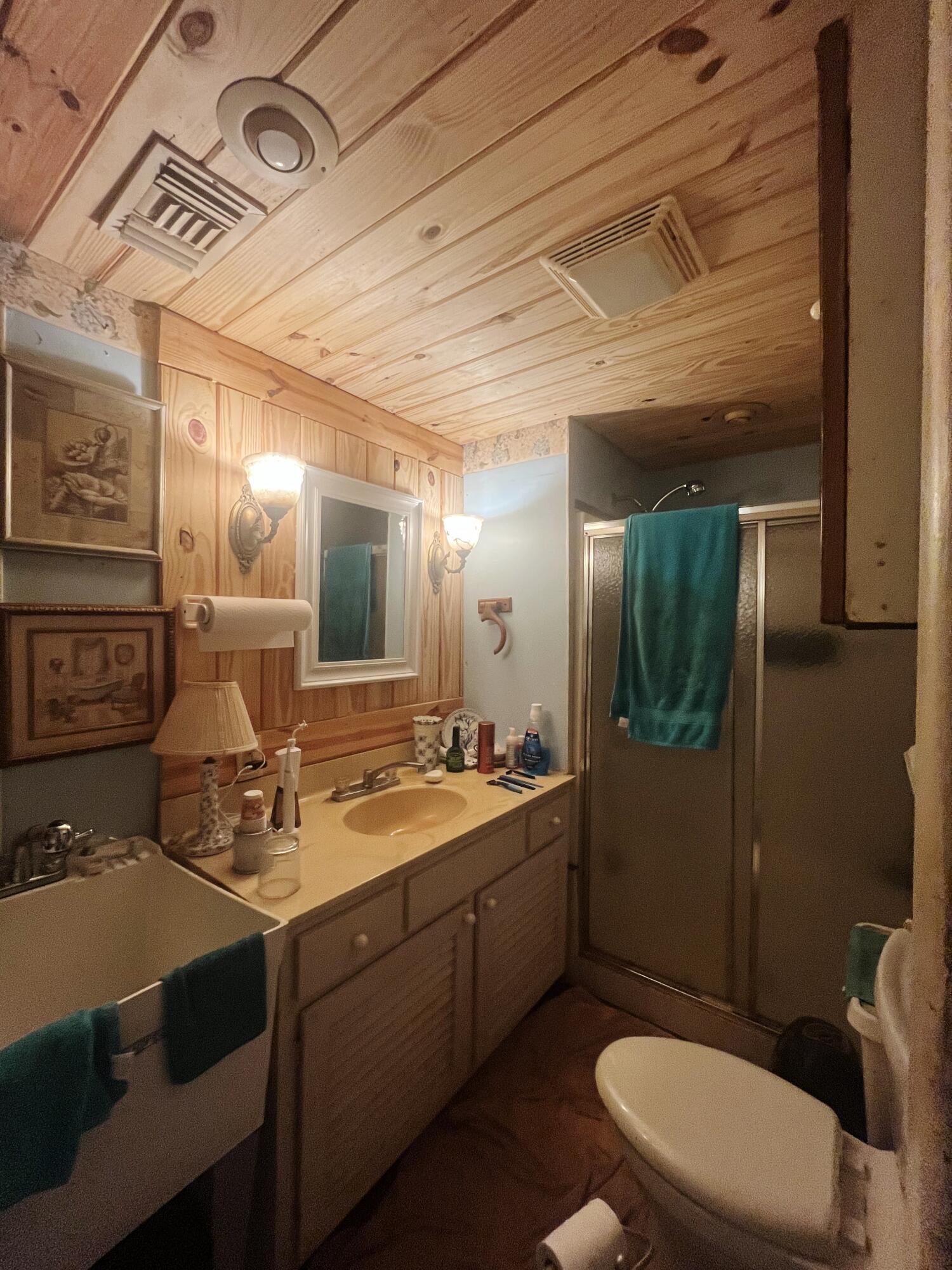 BAY GROVE - Residential