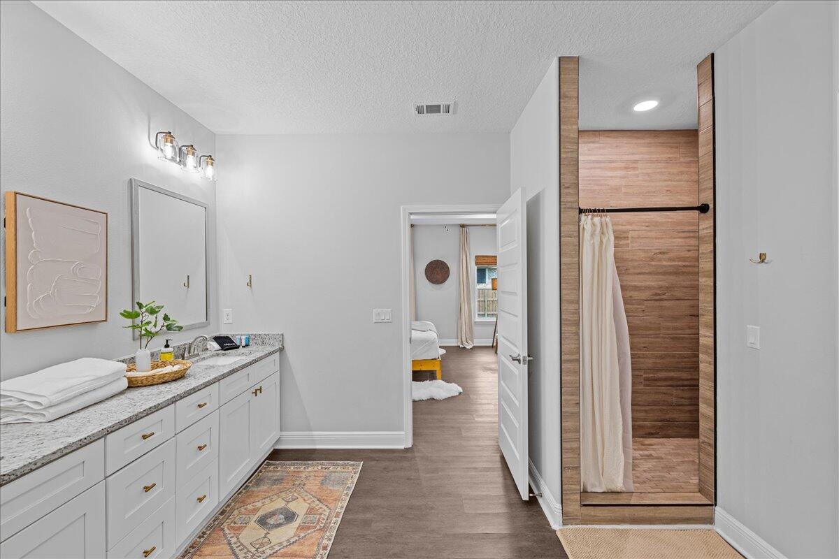 BARBAROSA RANCHETTES 1ST ADDN - Residential Lease