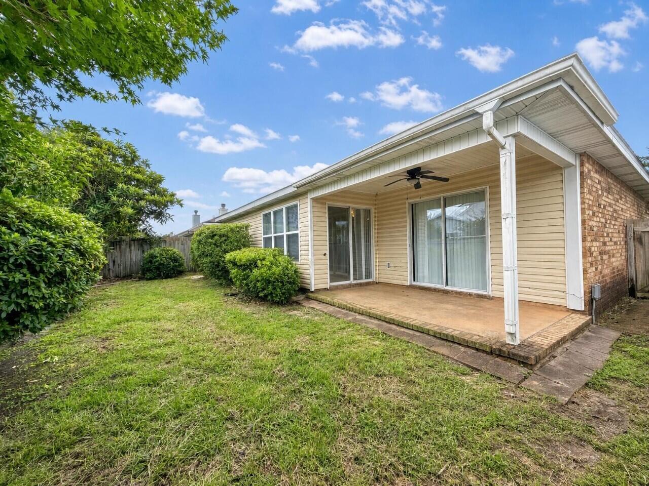 EMERALD VILLAGE S/D - Residential Lease