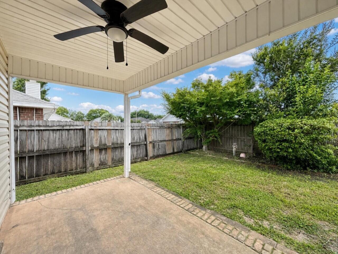EMERALD VILLAGE S/D - Residential Lease