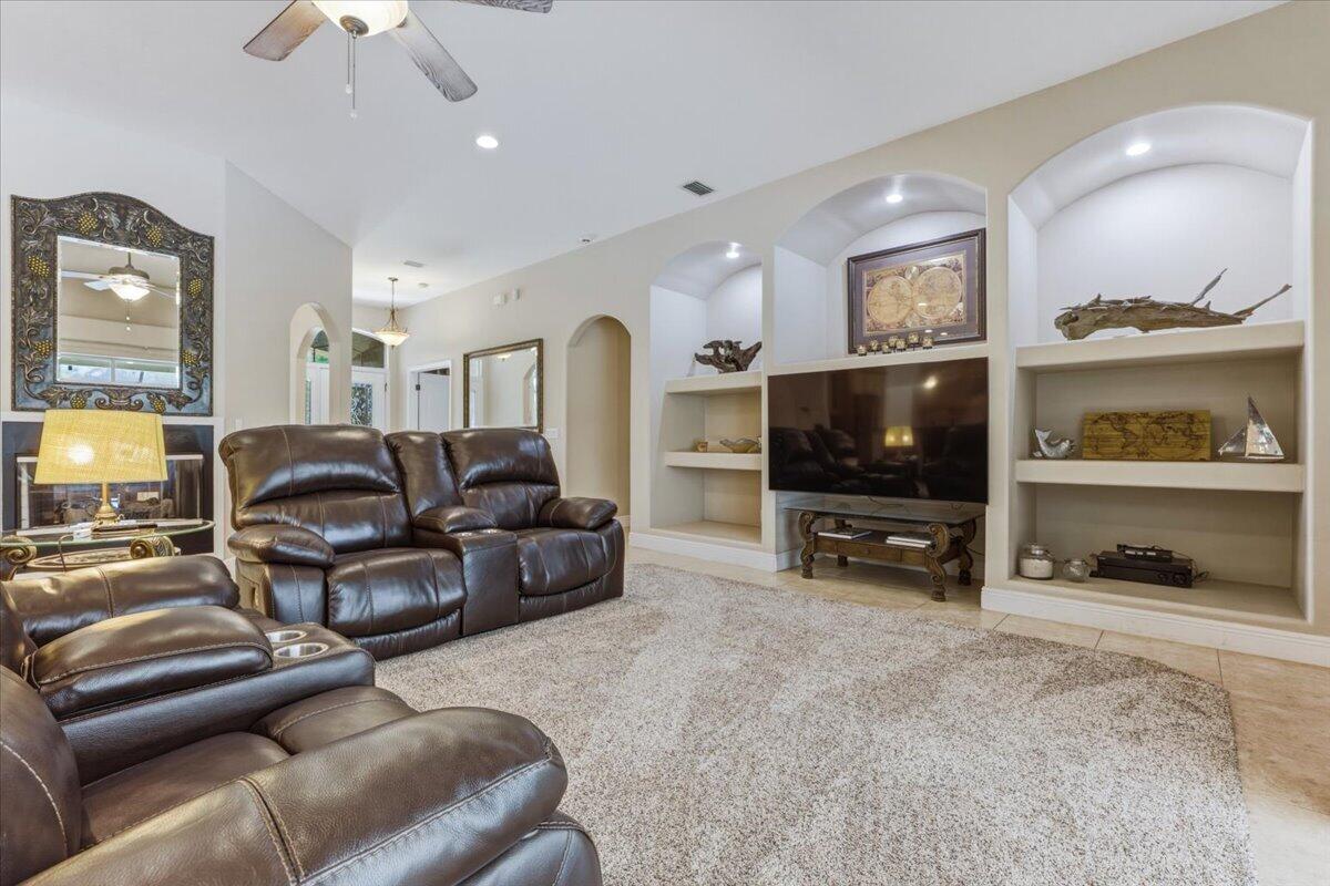 EAST BAY RIVER ESTATES - Residential