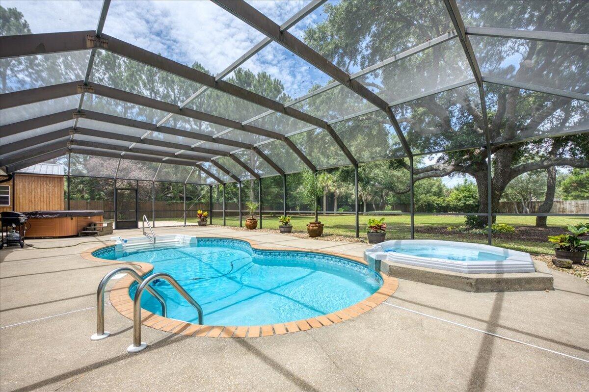 EAST BAY RIVER ESTATES - Residential