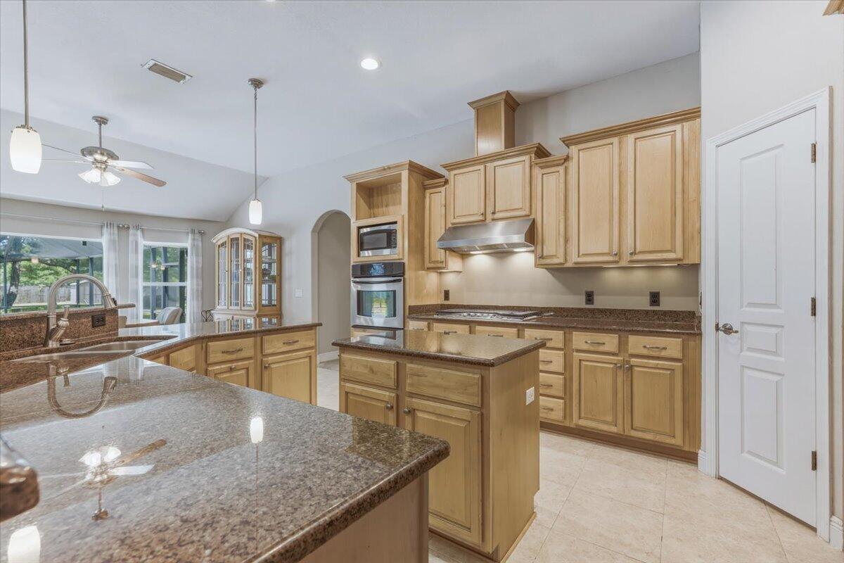 EAST BAY RIVER ESTATES - Residential