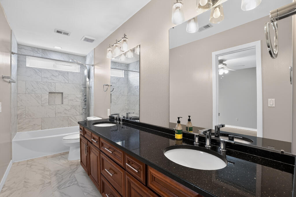 SANDY RIDGE ESTATES - Residential