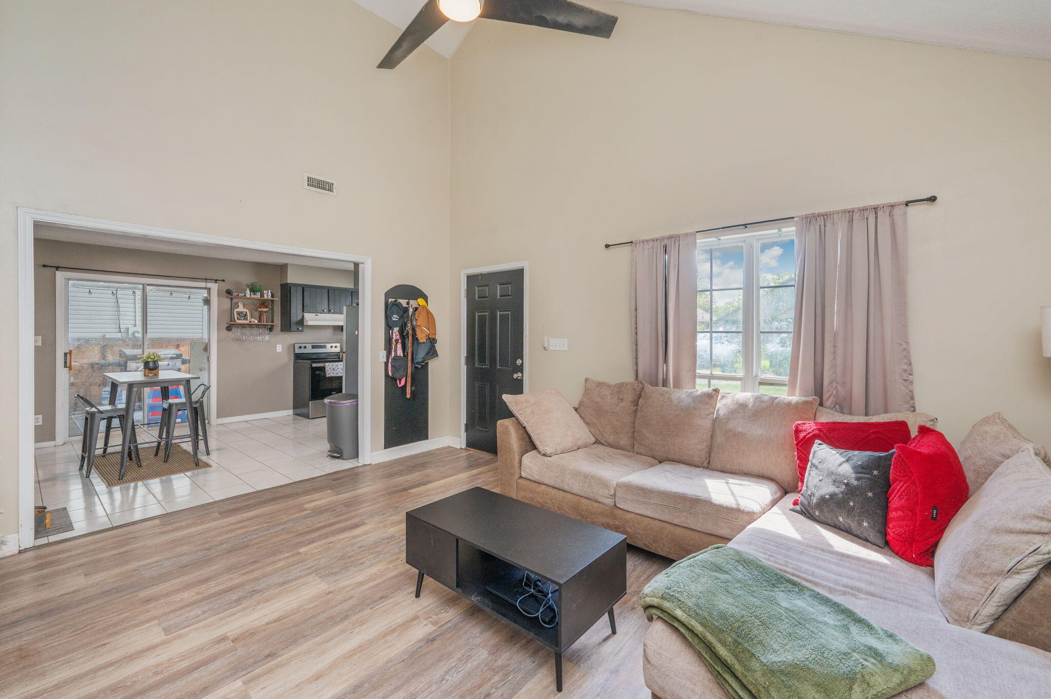 CANDLEWOOD VILLAGE - Residential