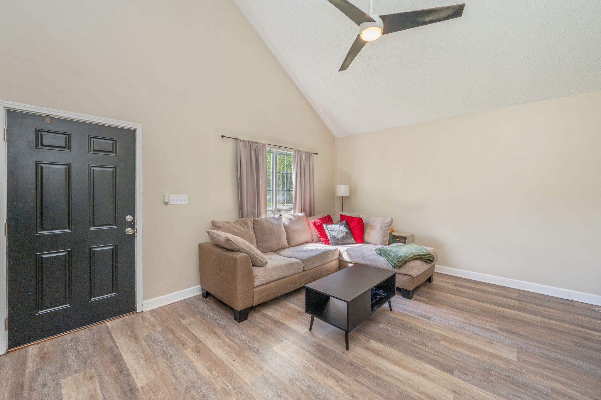 CANDLEWOOD VILLAGE - Residential