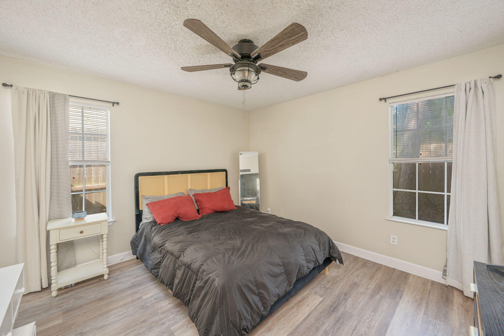 CANDLEWOOD VILLAGE - Residential