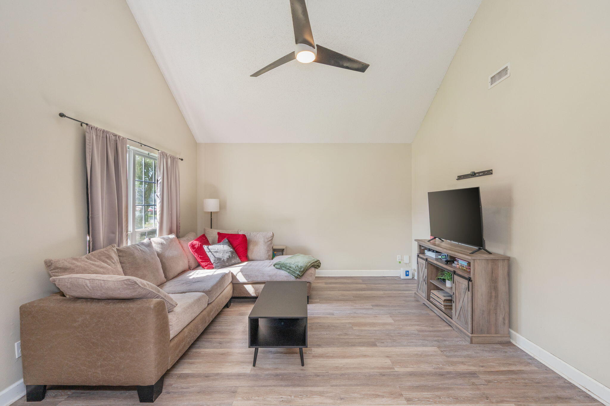 CANDLEWOOD VILLAGE - Residential
