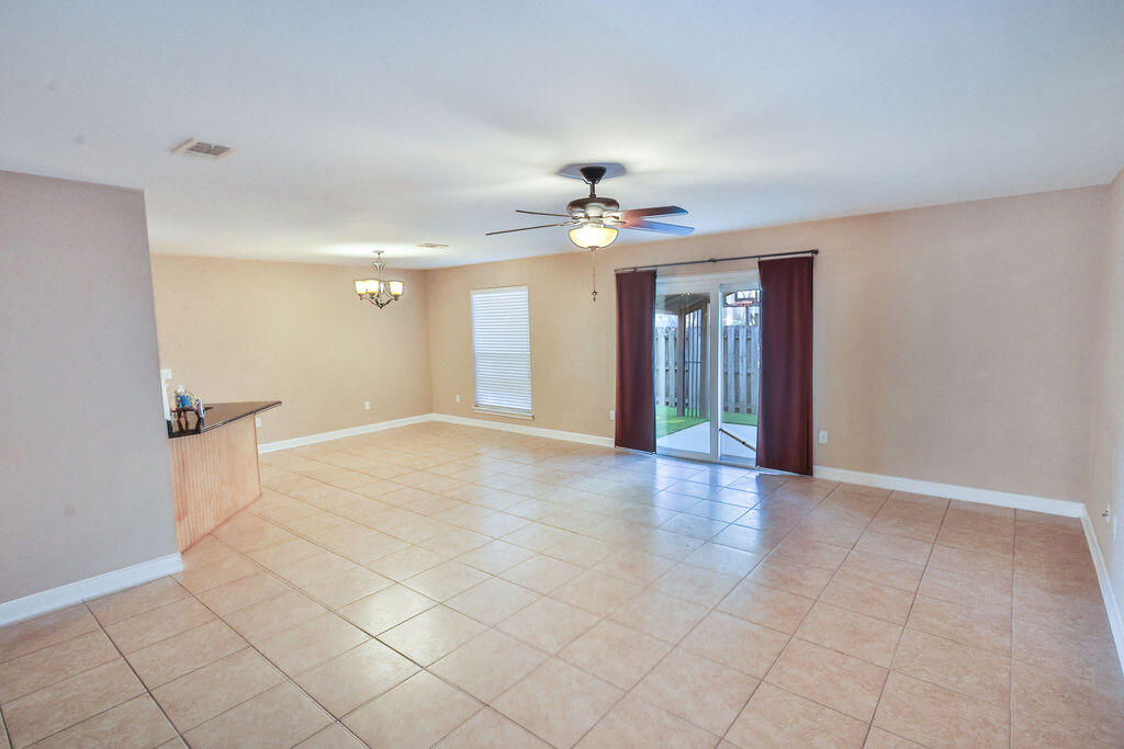 SUMMERWOOD - Residential