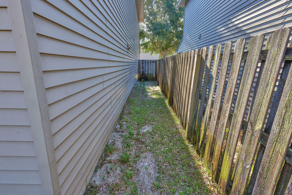SUMMERWOOD - Residential