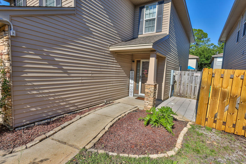 SUMMERWOOD - Residential