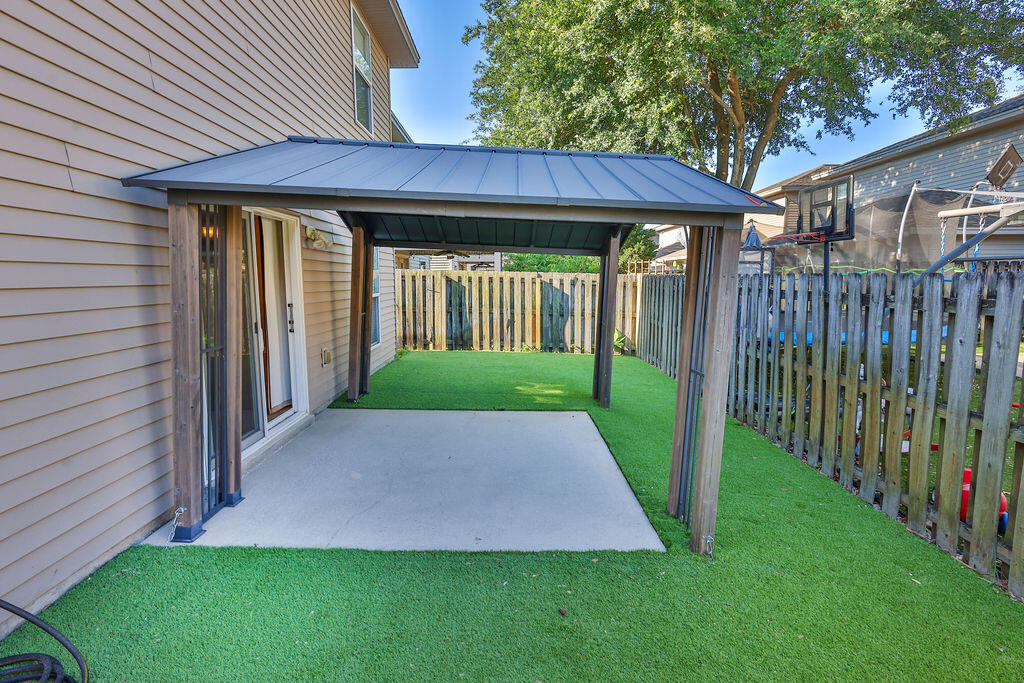 SUMMERWOOD - Residential