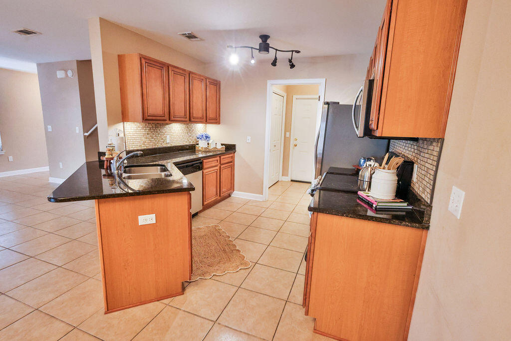 SUMMERWOOD - Residential