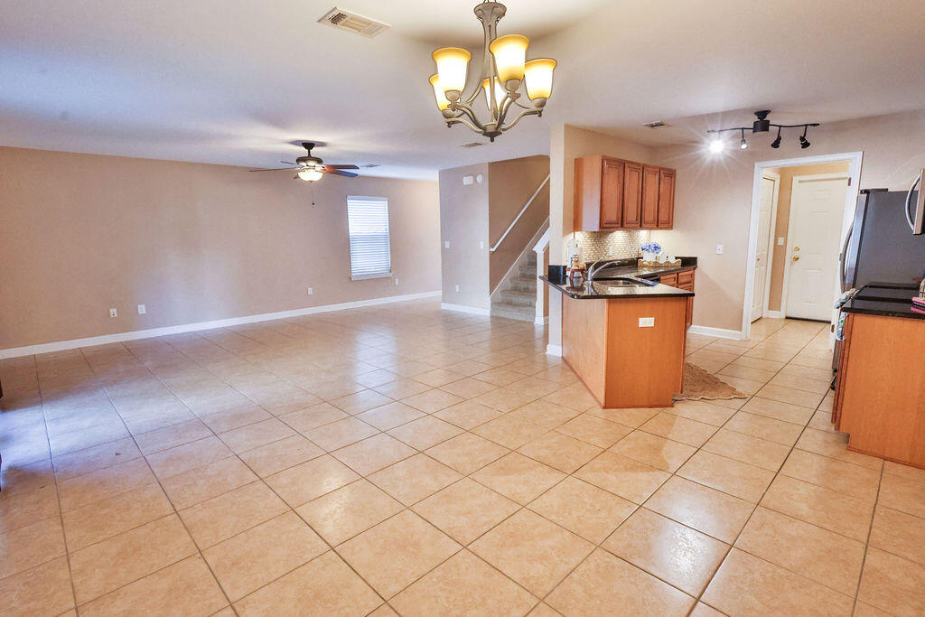 SUMMERWOOD - Residential