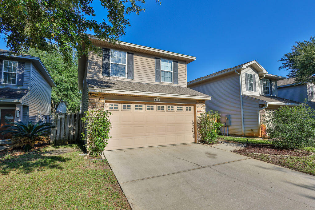 SUMMERWOOD - Residential