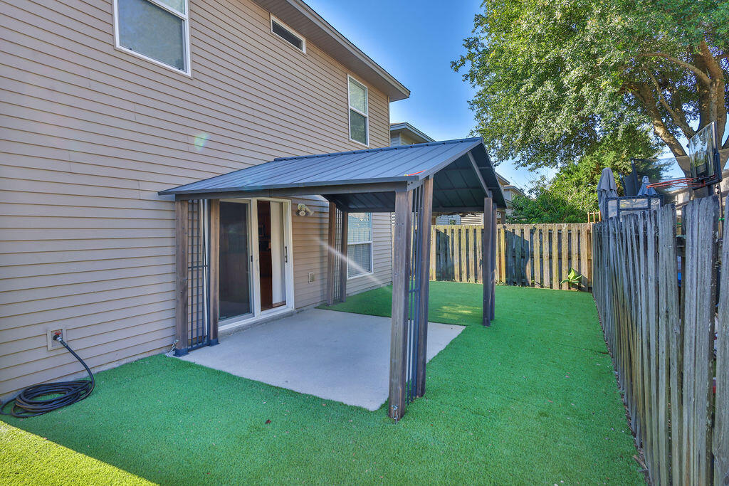 SUMMERWOOD - Residential