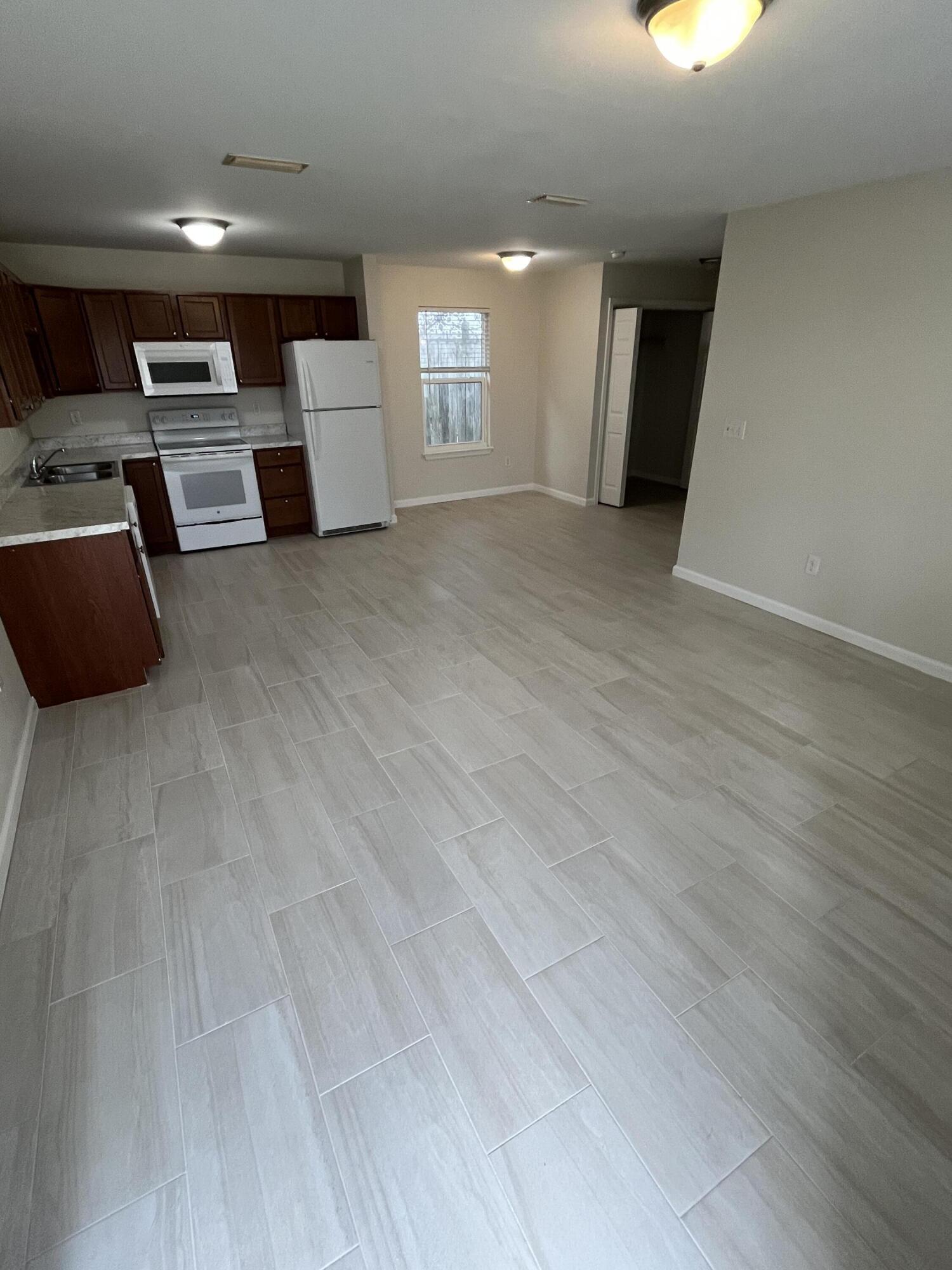 HOWARD GILL S/D - Residential Lease