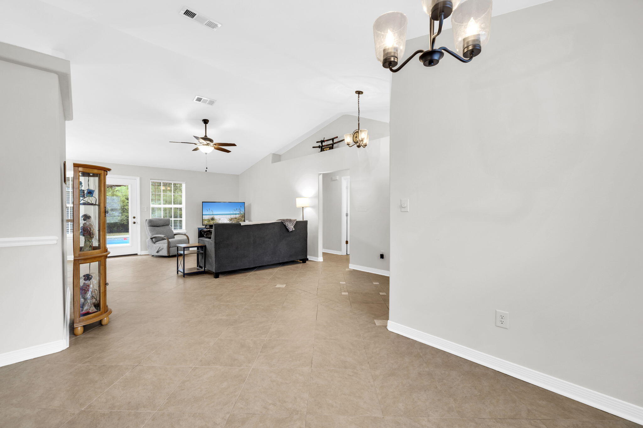 HOLLEY BY THE SEA - Residential