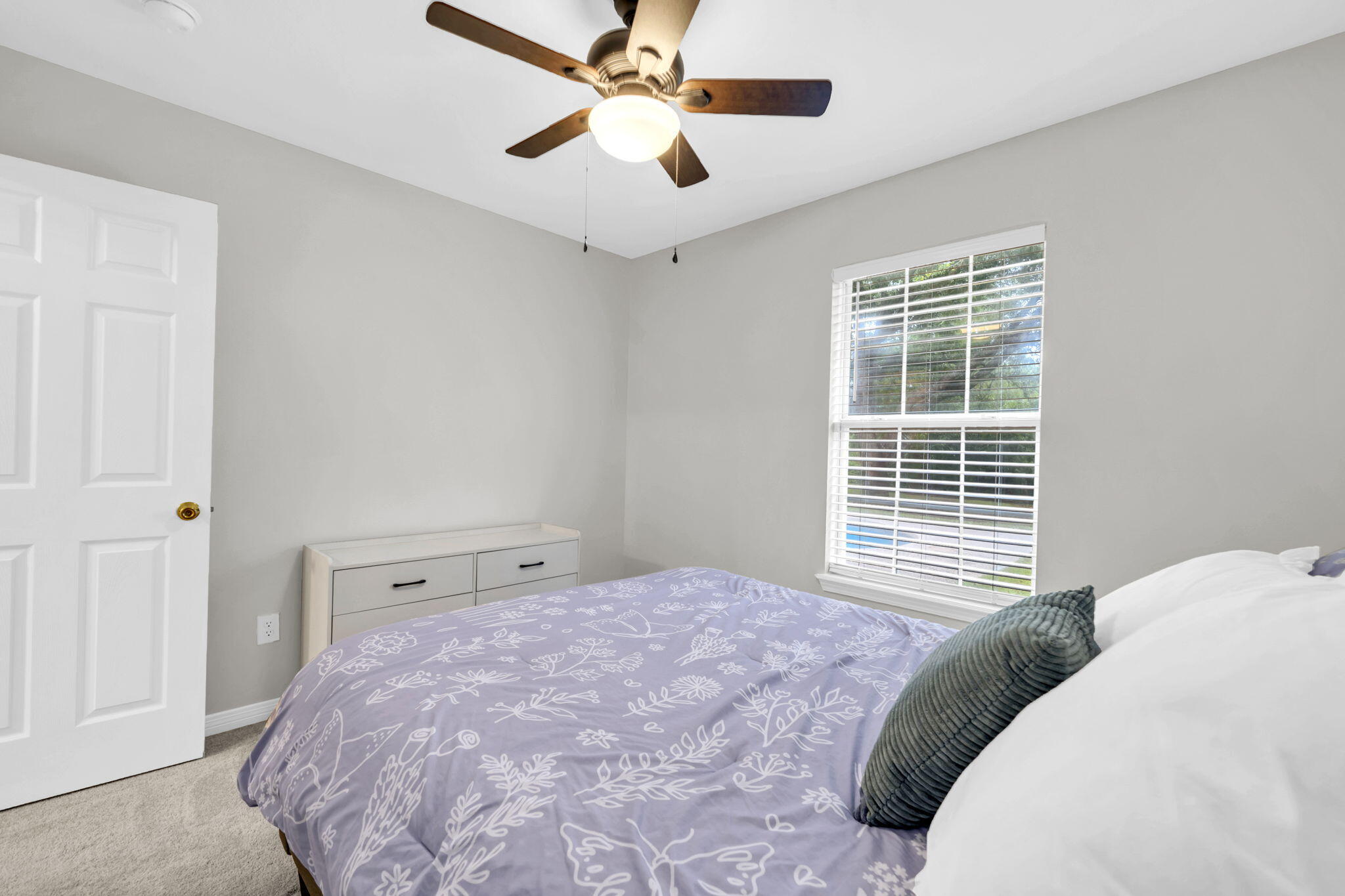 HOLLEY BY THE SEA - Residential