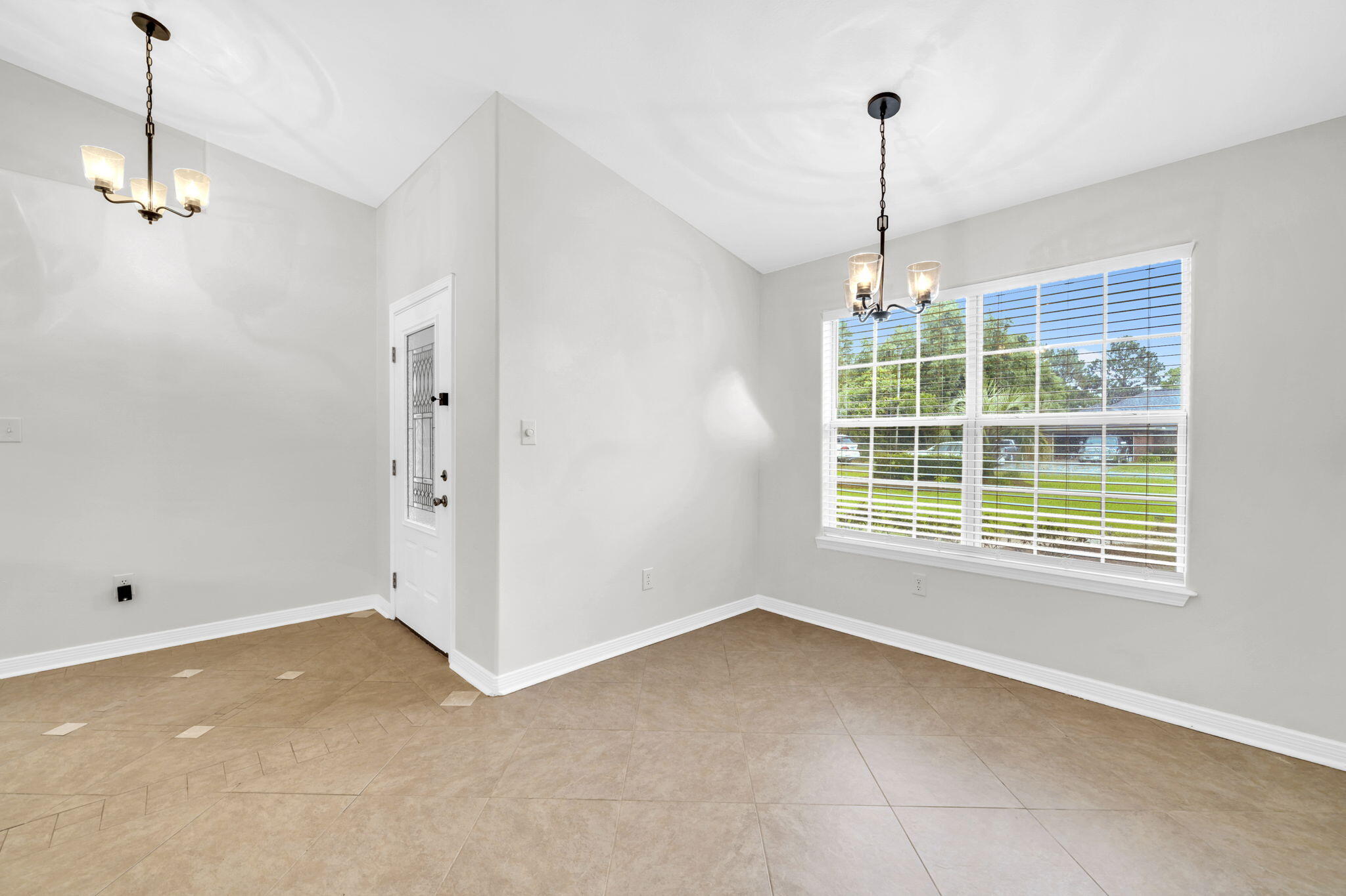 HOLLEY BY THE SEA - Residential