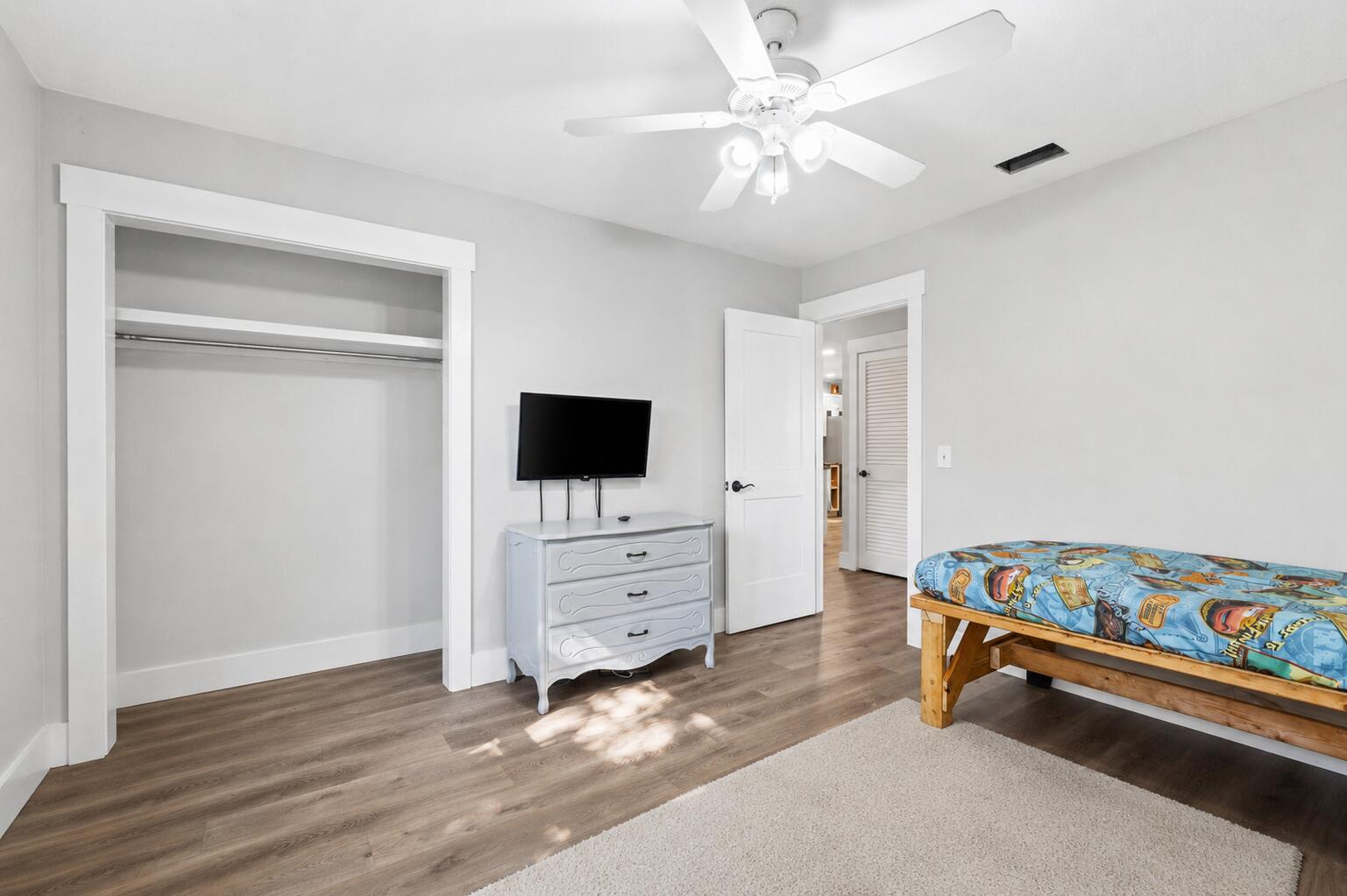 HUNTINGDON ESTATES UNIT 3 - Residential