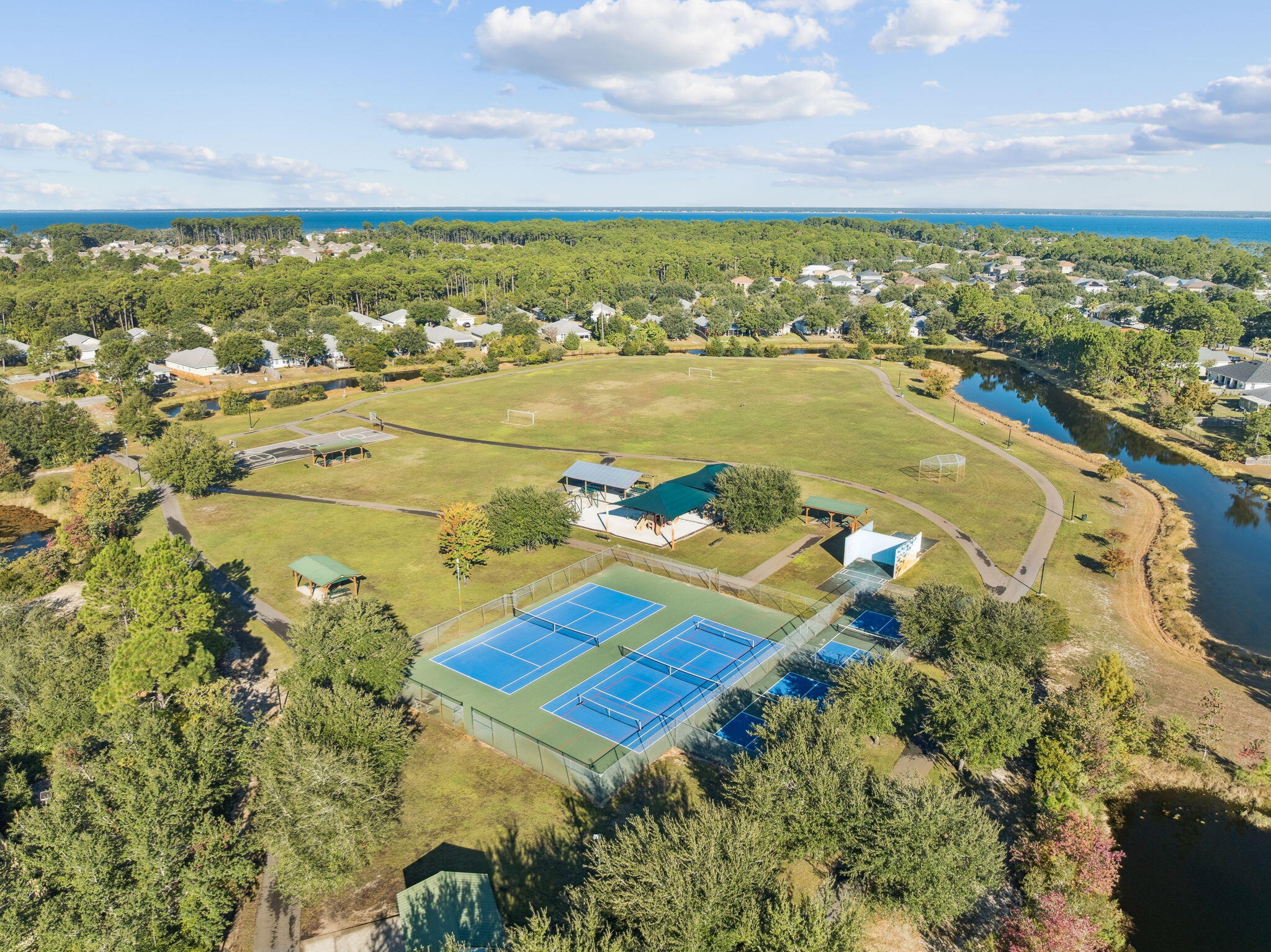 DRIFTWOOD ESTATES - Residential