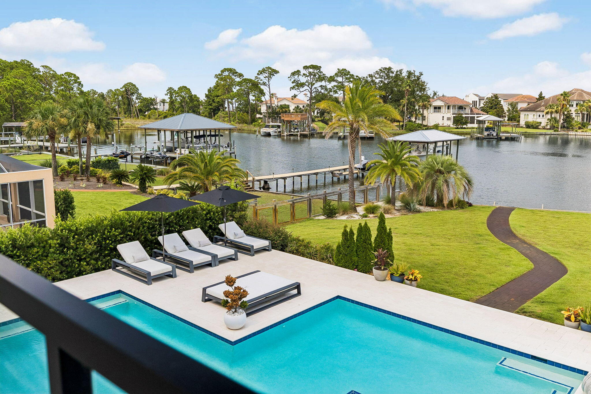 DRIFTWOOD ESTATES - Residential