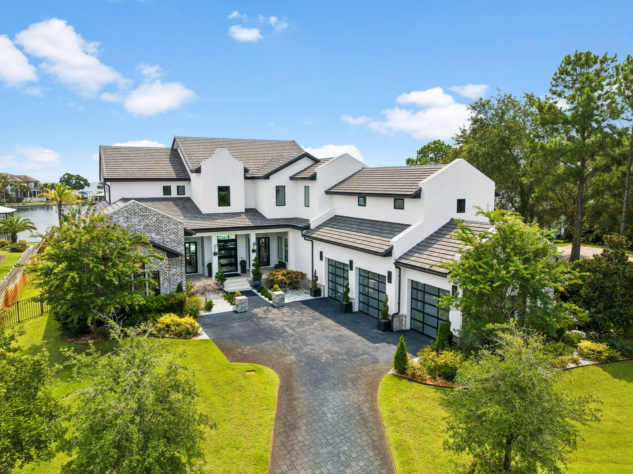 DRIFTWOOD ESTATES - Residential