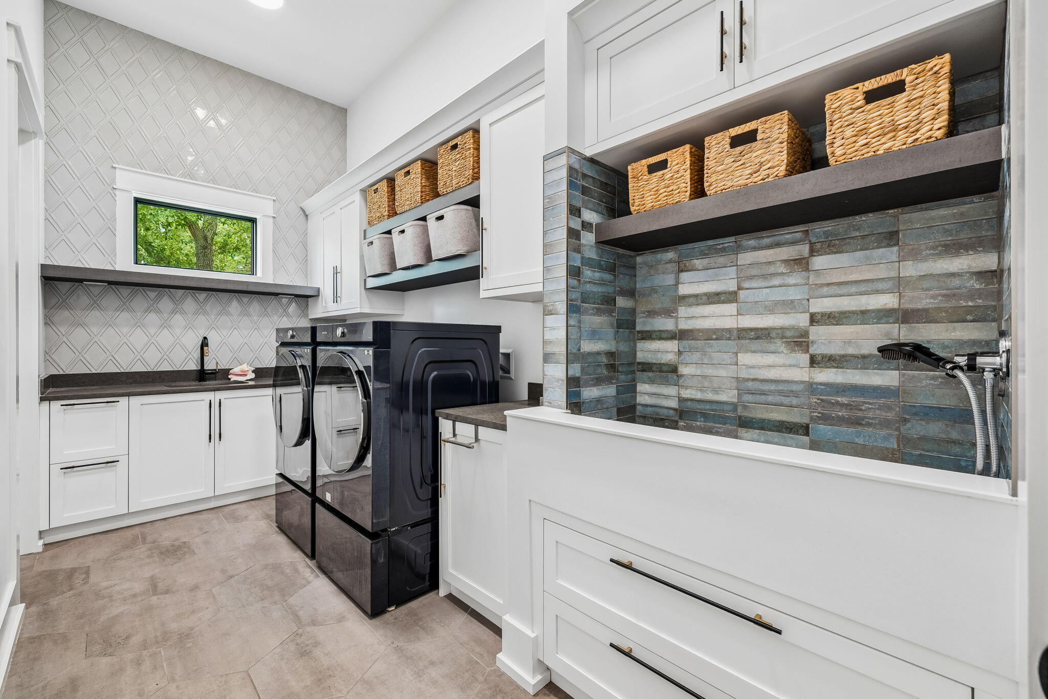 DRIFTWOOD ESTATES - Residential