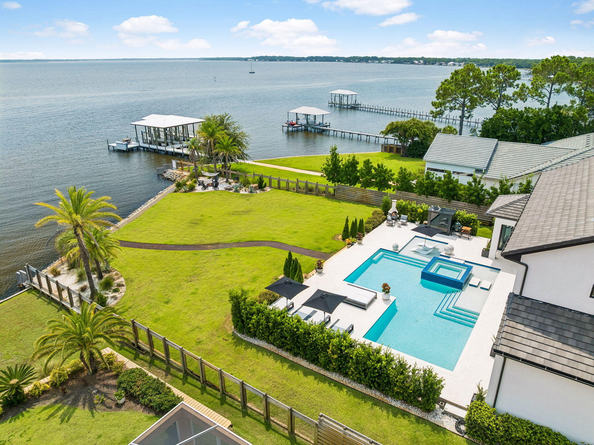 DRIFTWOOD ESTATES - Residential