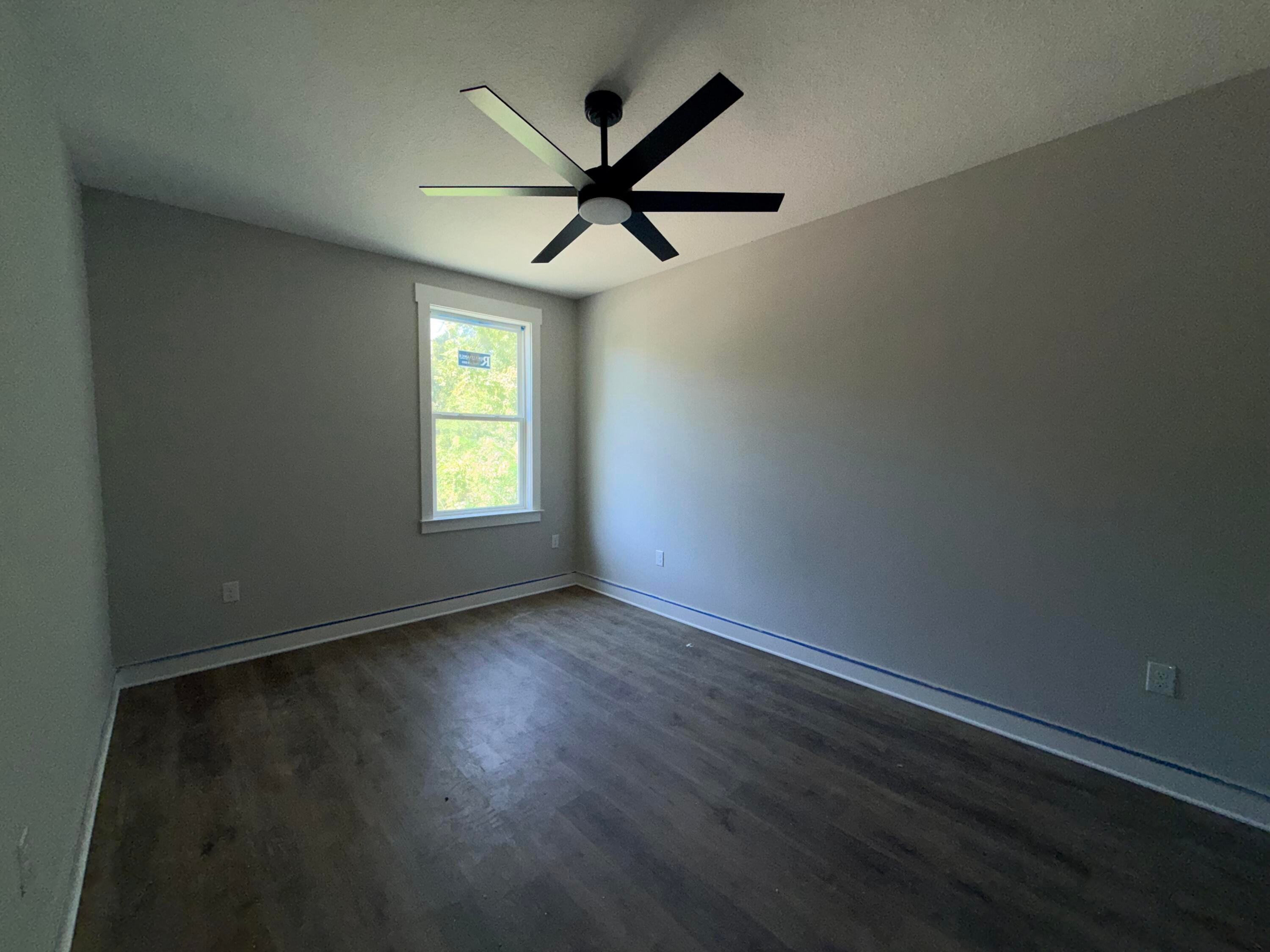 PINECREST - Residential
